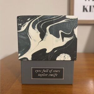 Taylor Swift Eyes Full of Stars candle
